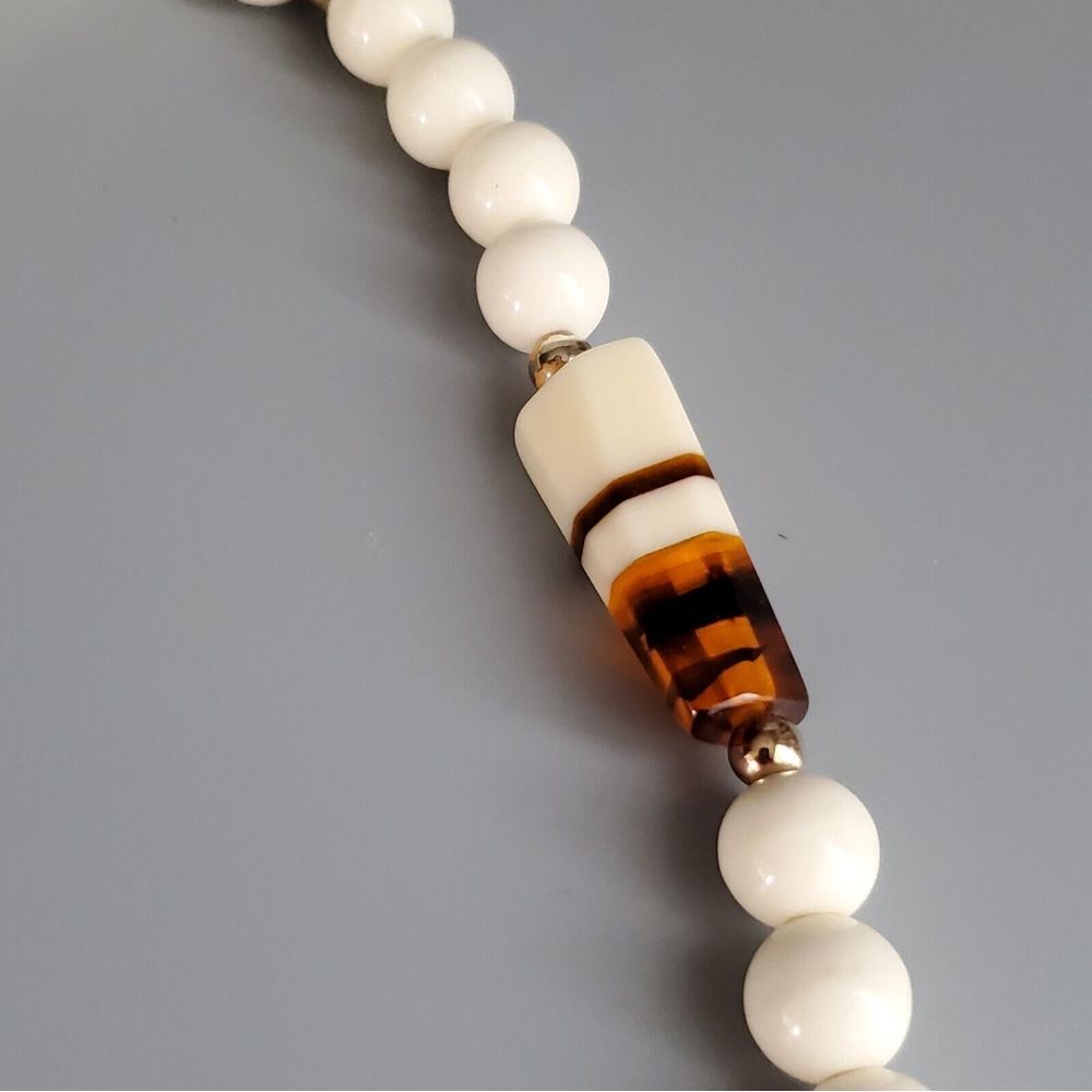 Vintage Rootbeer Lucite Beads Long Necklace 30" Inches Vintage Plastic RARE - Picture 8 of 13